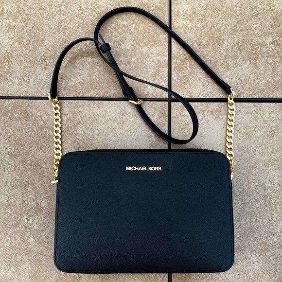 NWT Michael Kors Jet Set Crossbody - Picture 2 of 5